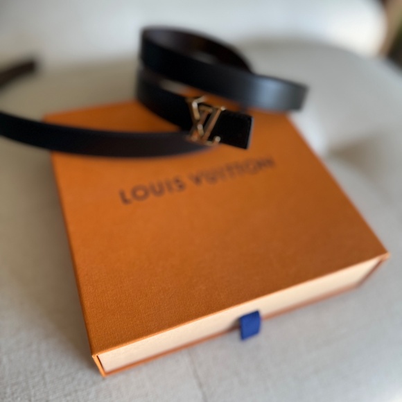 Louise Vuitton Iconic 25 mm Reversible Belt (Brand New) - Picture 5 of 14